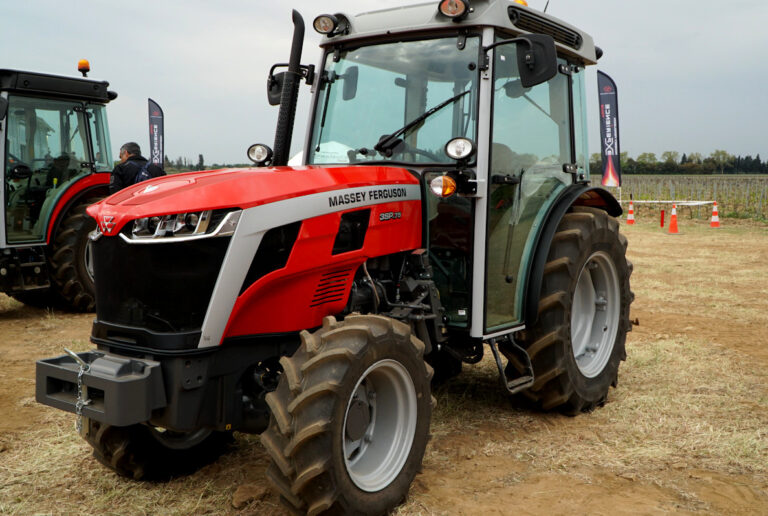 Nowy Ci Gnik Sadowniczy Massey Ferguson Sp Pokazy We Francji Video